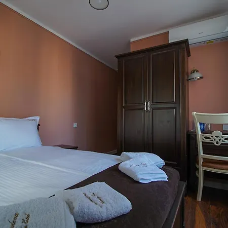 فندق Pulpudeva Family 3*