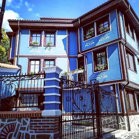 فندق Pulpudeva Family 3*