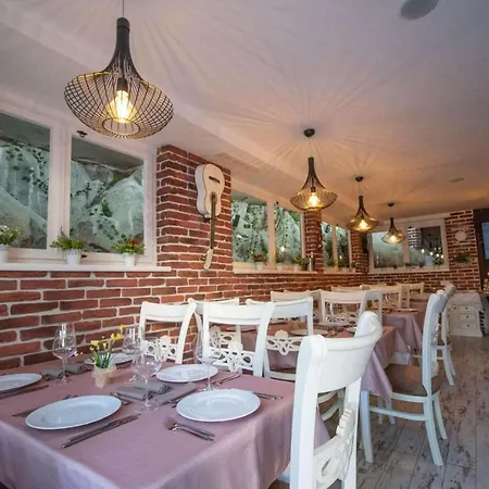 Pulpudeva Family Hotel 3*