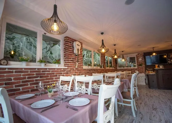 Pulpudeva Family 酒店 3*